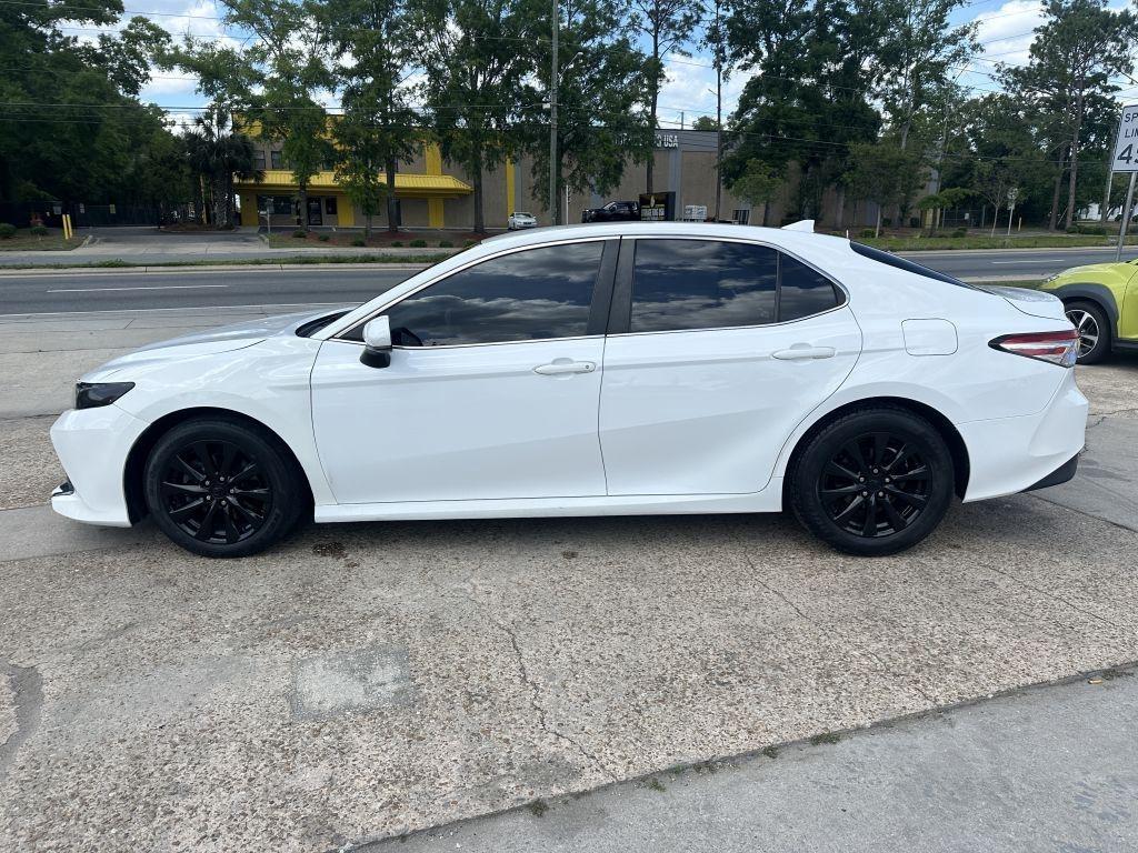 Toyota Camry  2020