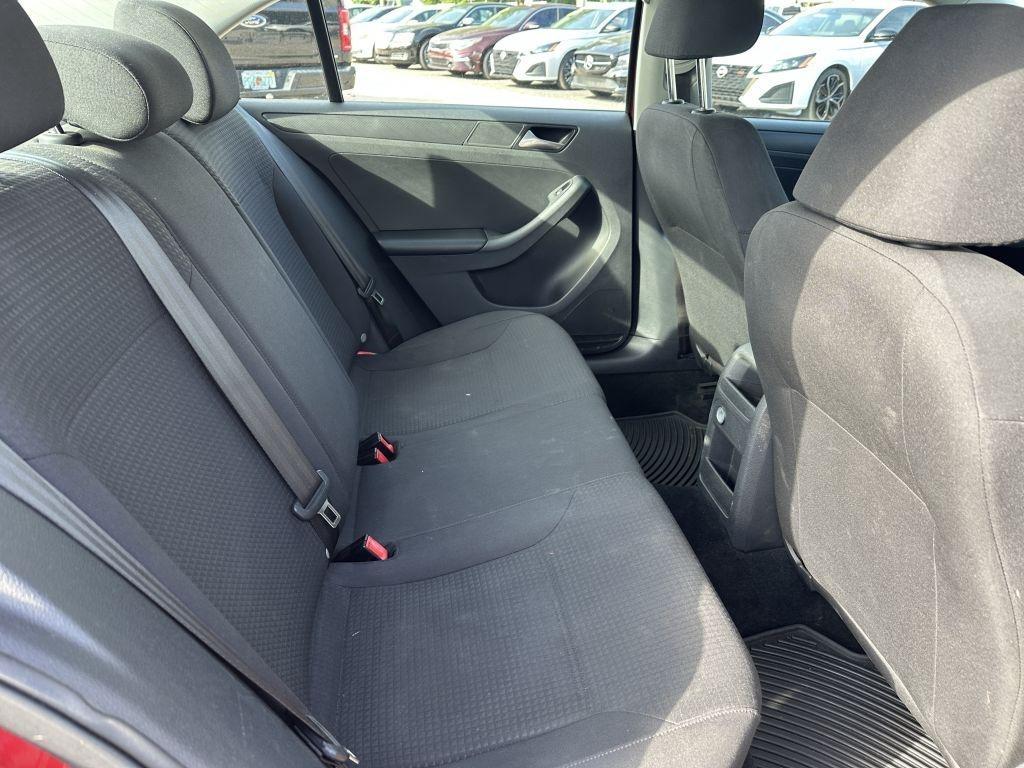 Volkswagen Jetta Sedan  2016