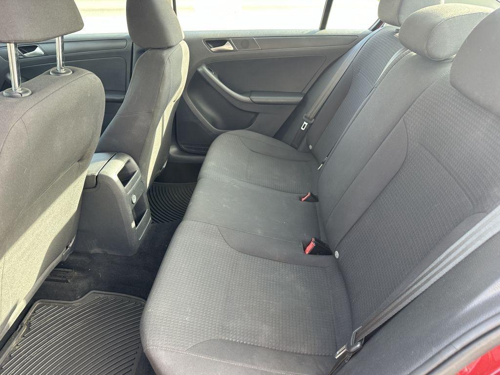 Volkswagen Jetta Sedan  2016