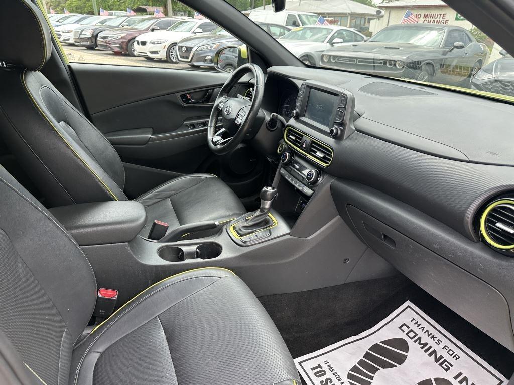 Hyundai Kona  2020