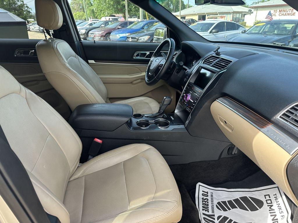 Ford Explorer  2017