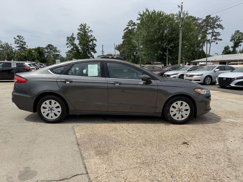 Ford Fusion  2020