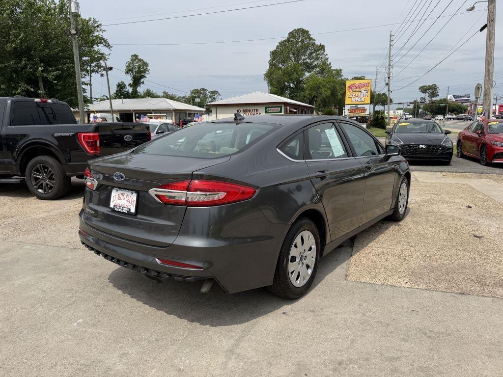 Ford Fusion  2020