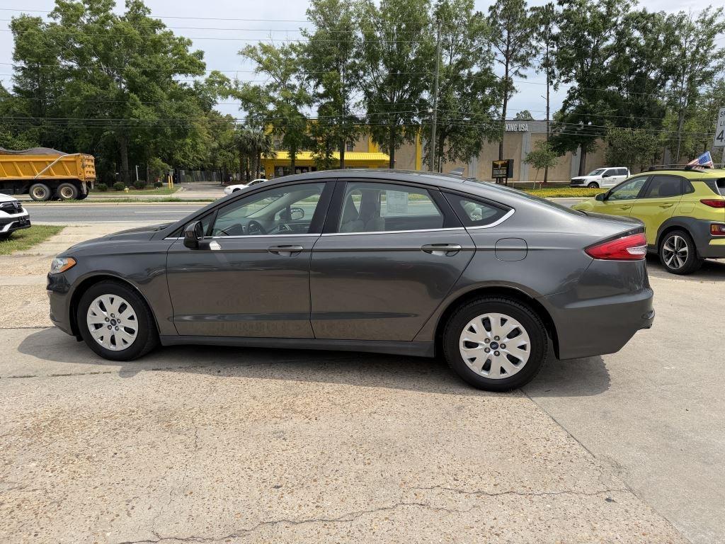 Ford Fusion  2020