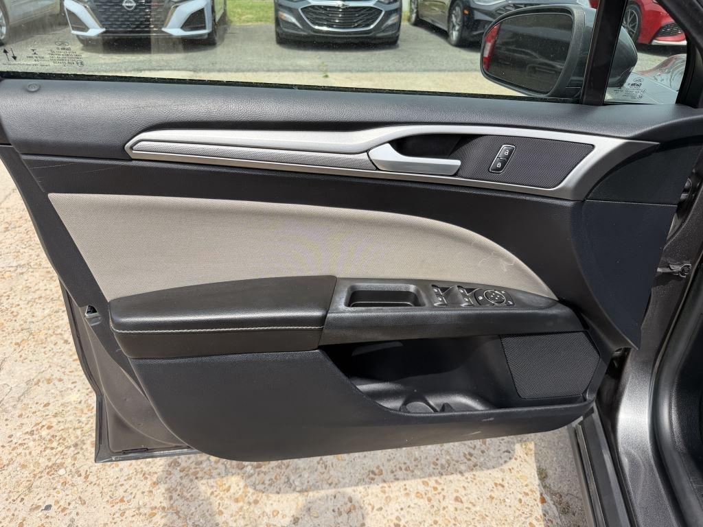 Ford Fusion  2020
