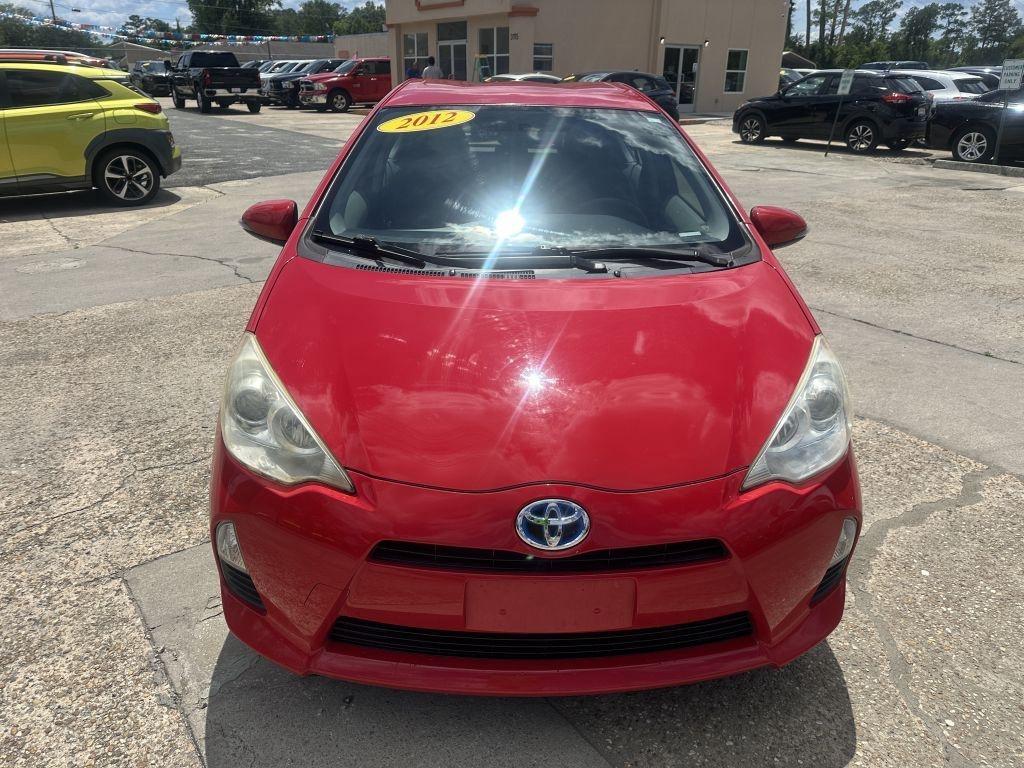 Toyota Prius c  2012