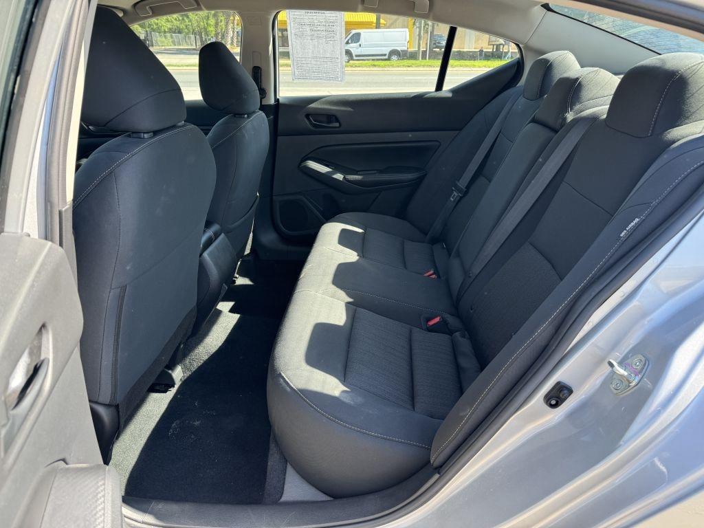 Nissan Altima  2025