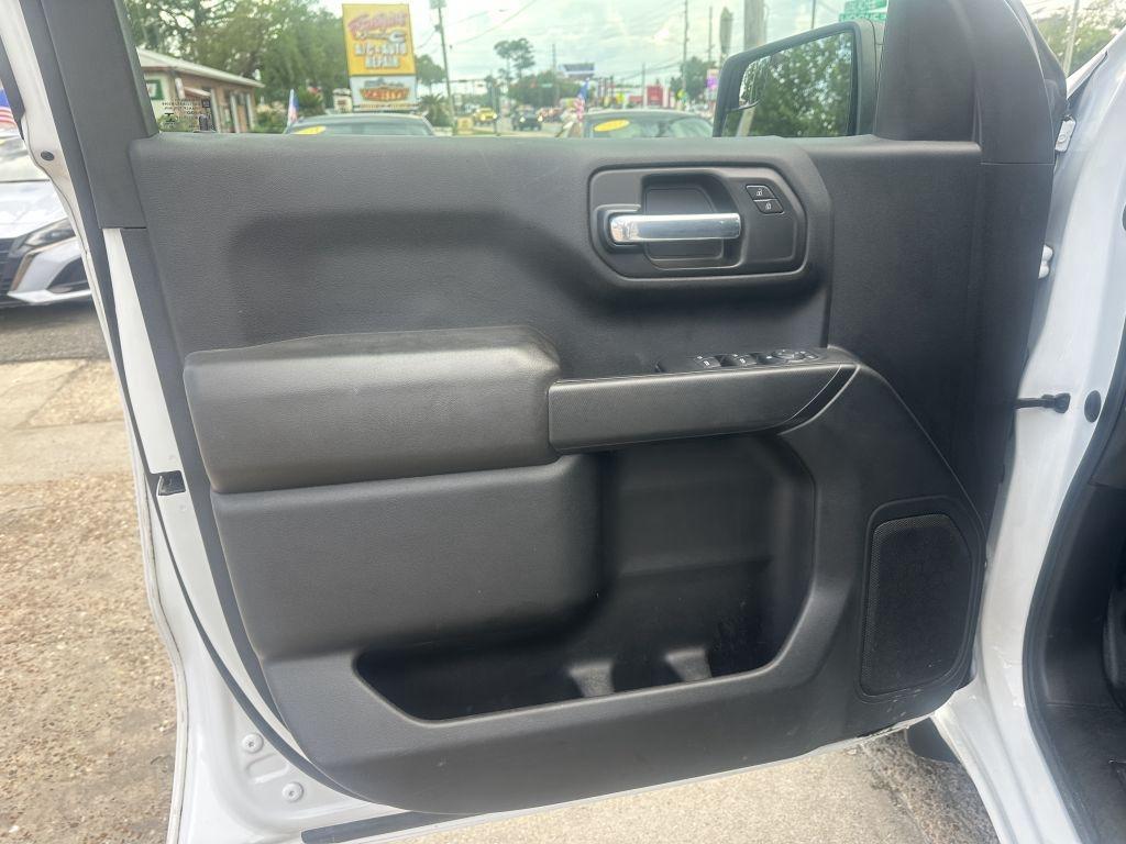 Chevrolet Silverado 1500  2021