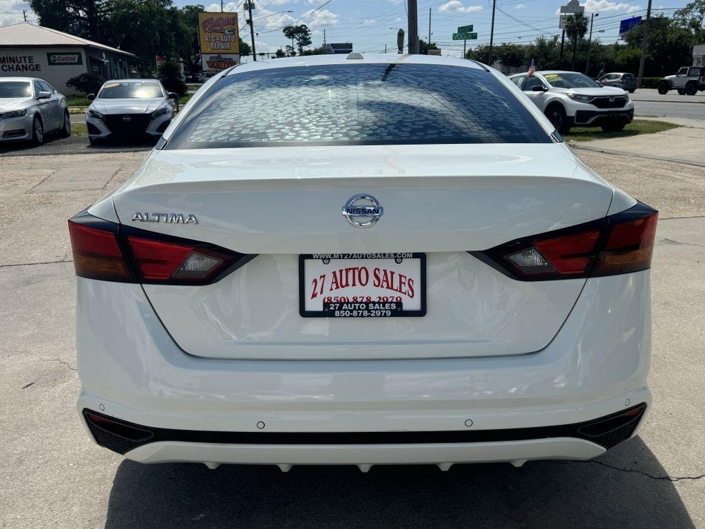Nissan Altima  2020