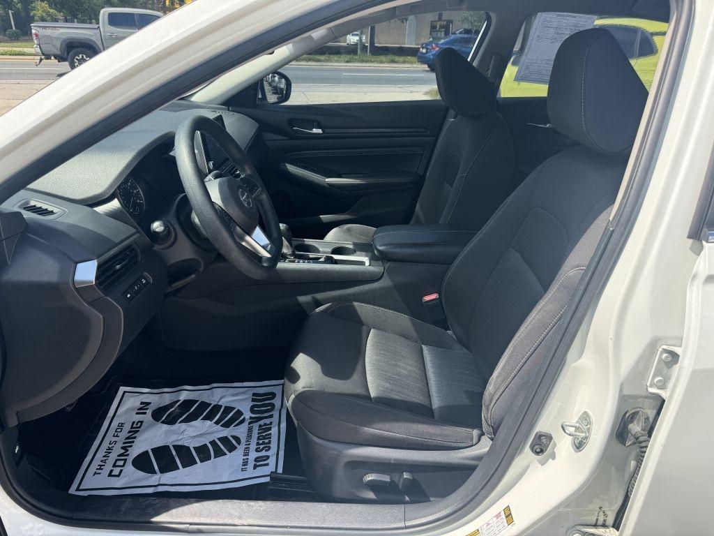 Nissan Altima  2020