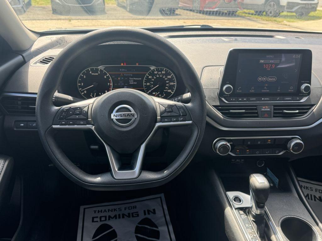 Nissan Altima  2020