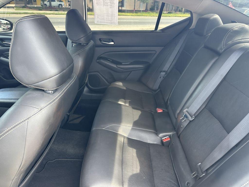 Nissan Altima  2020