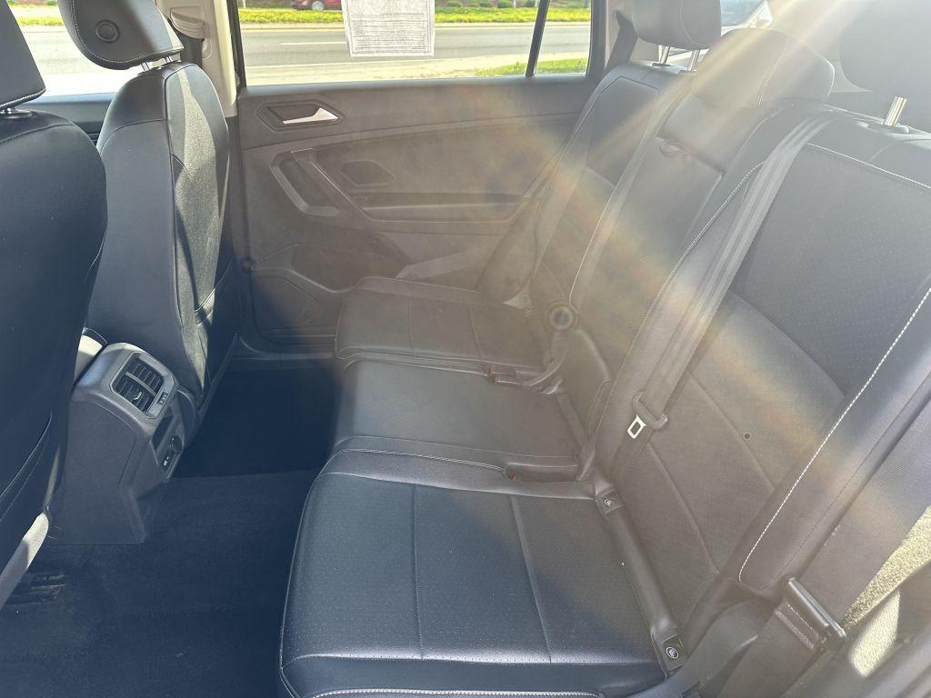 Volkswagen Tiguan  2021