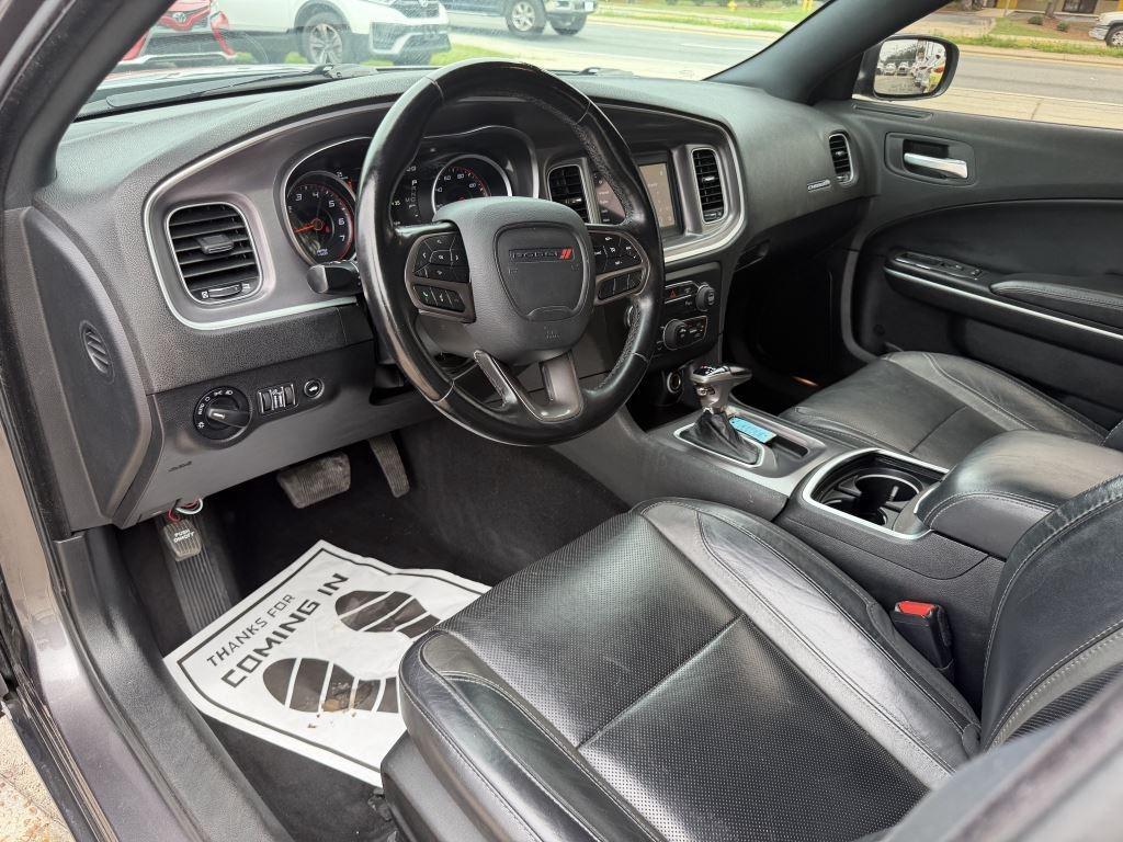 Dodge Charger  2020