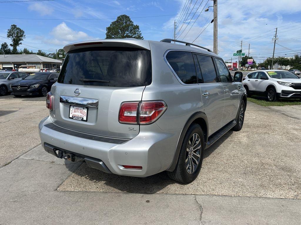 Nissan Armada  2020