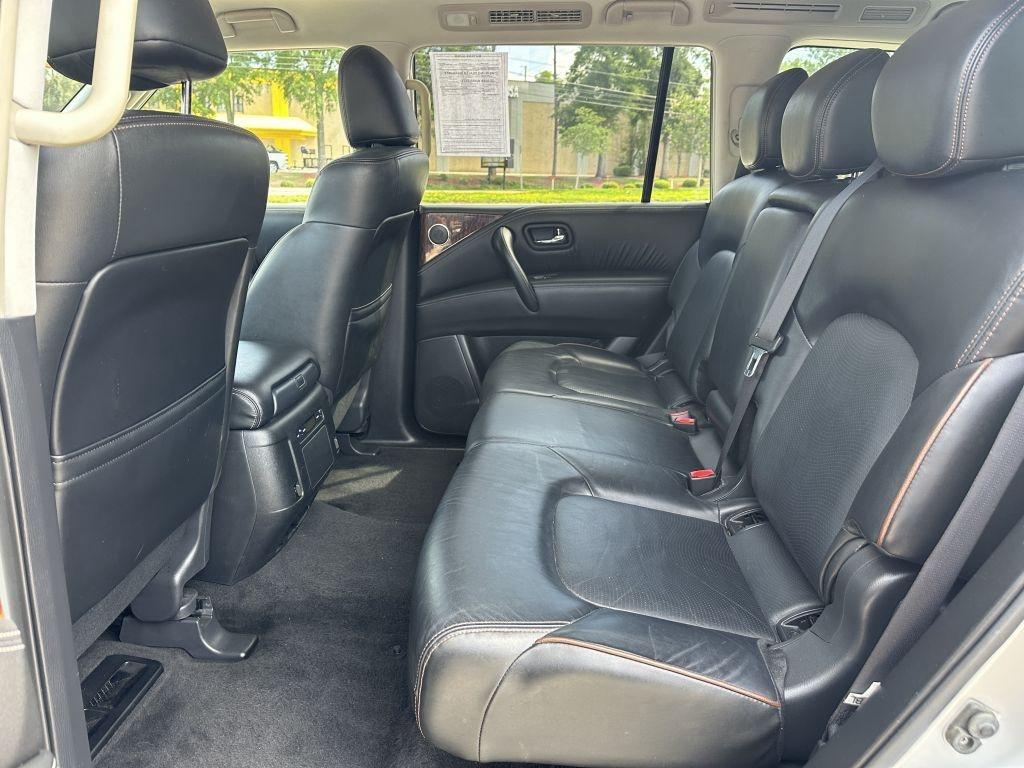 Nissan Armada  2020