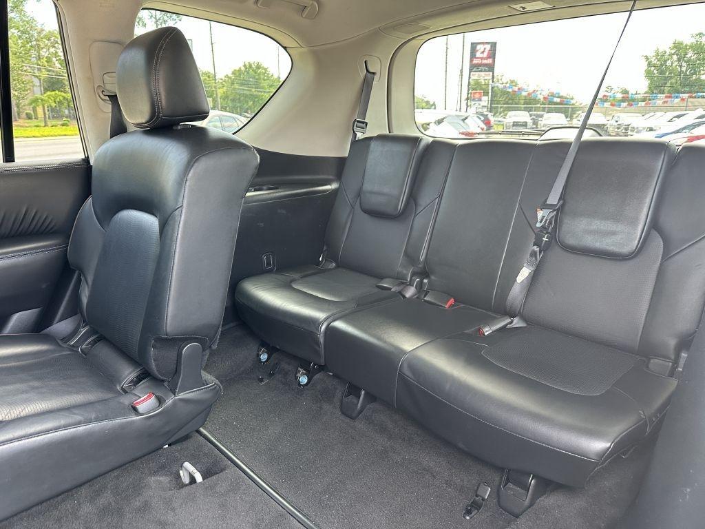 Nissan Armada  2020