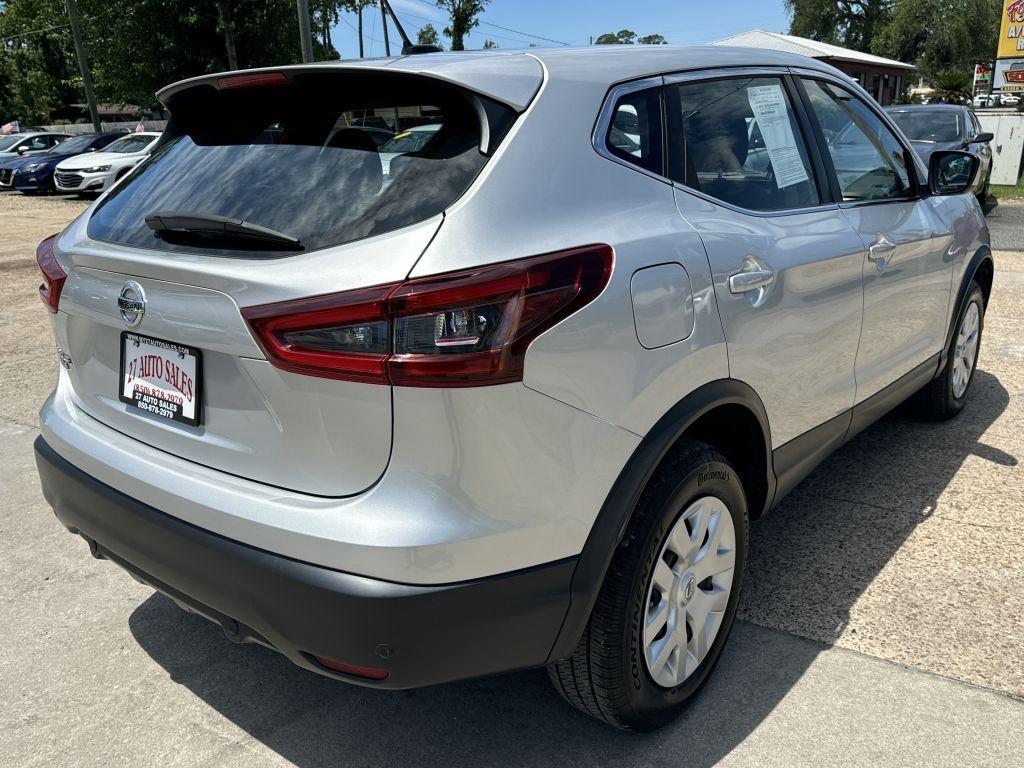 Nissan Rogue Sport  2020