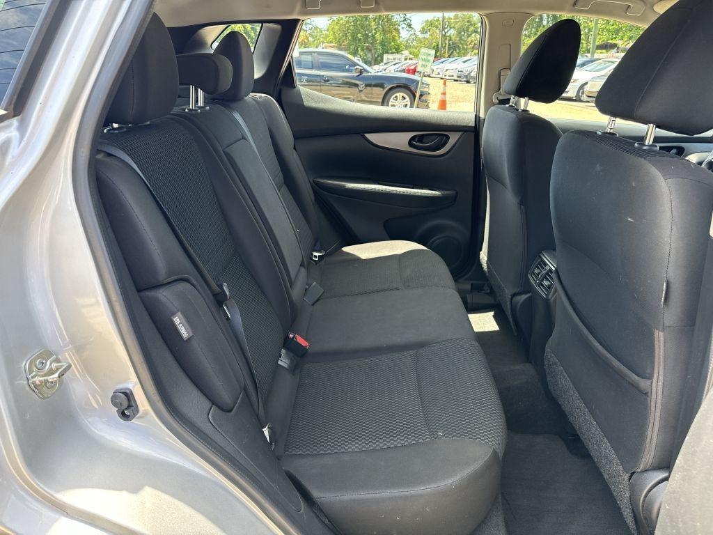 Nissan Rogue Sport  2020