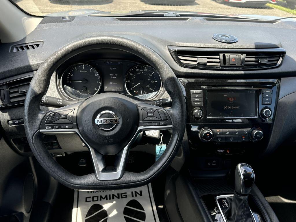 Nissan Rogue Sport  2020