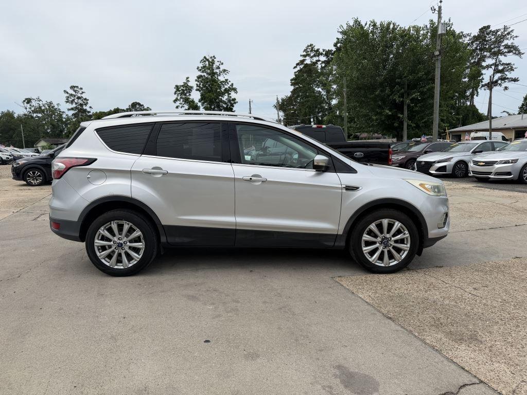 Ford Escape  2017