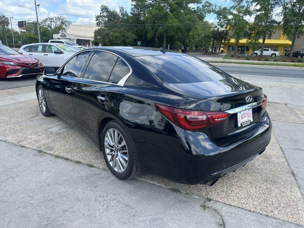 Infiniti Q50  2018