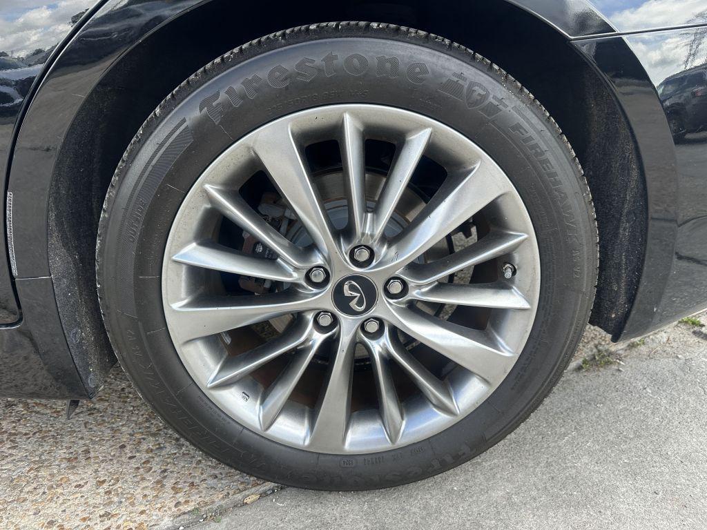 Infiniti Q50  2018