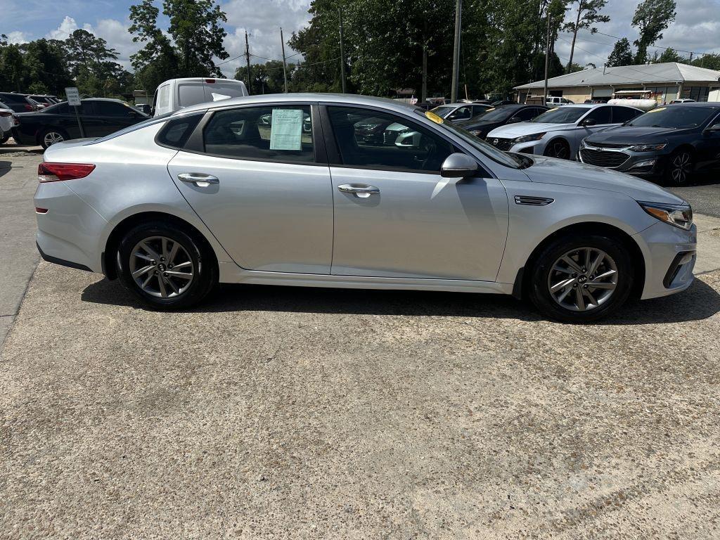 Kia Optima  2020