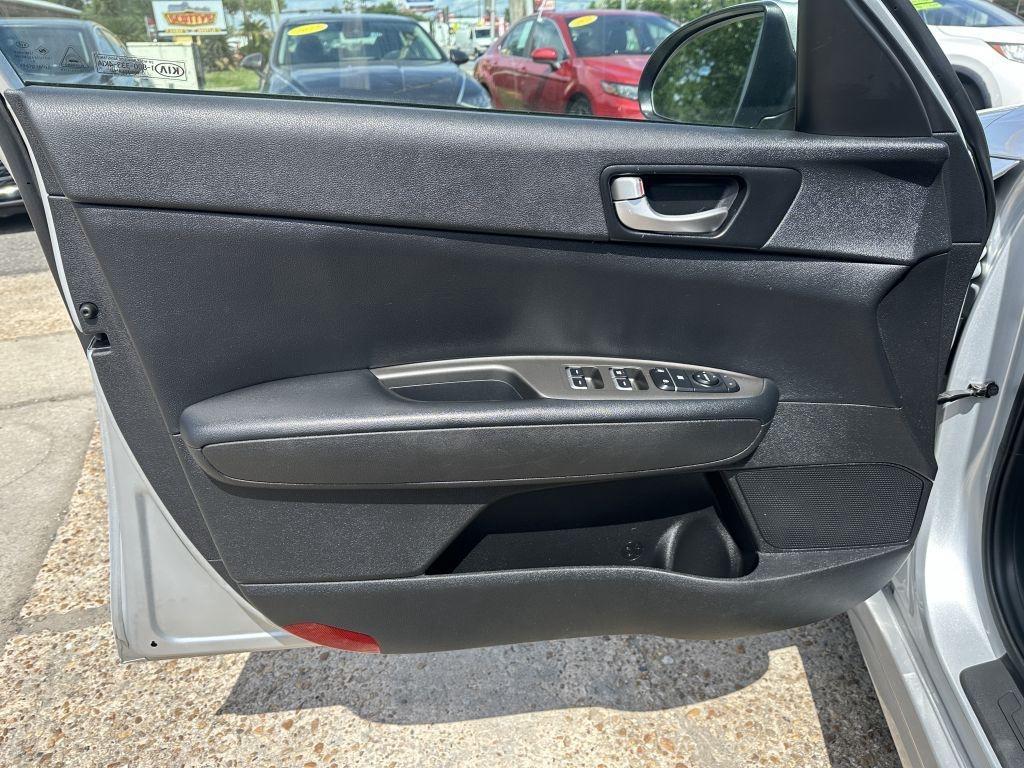 Kia Optima  2020
