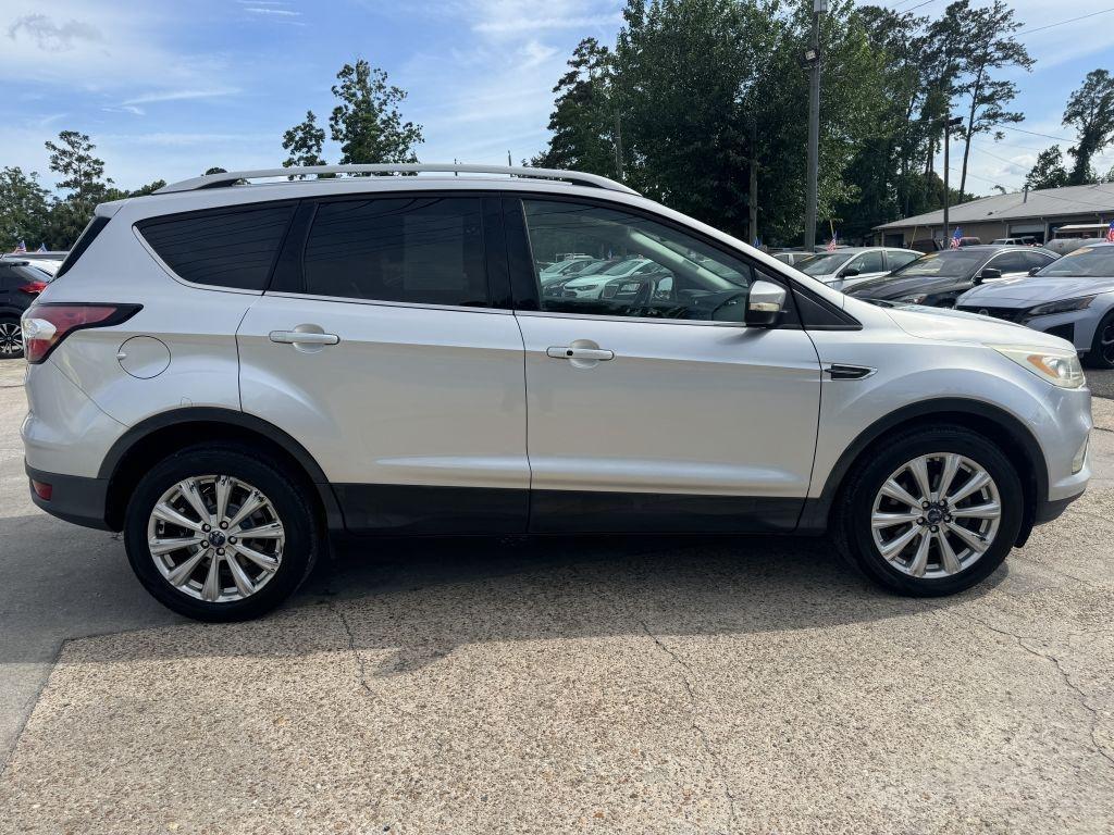 Ford Escape  2017