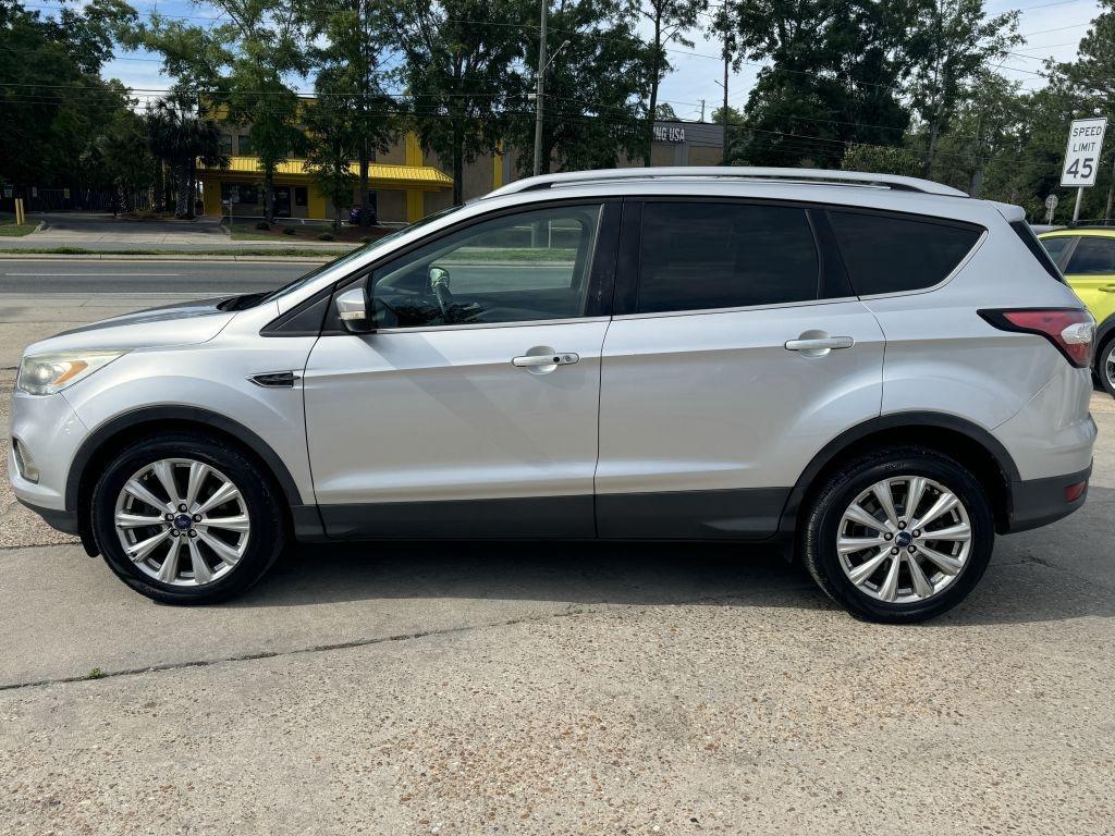 Ford Escape  2017