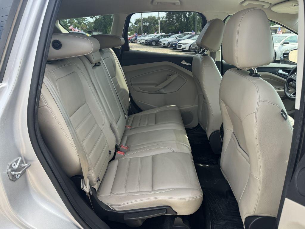 Ford Escape  2017