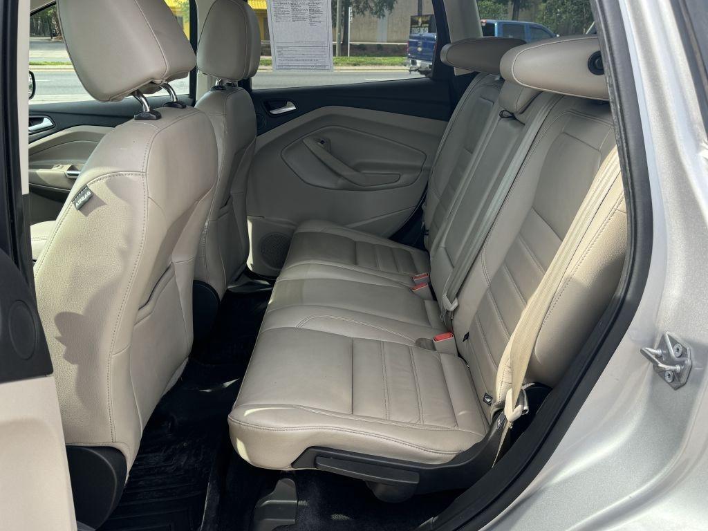 Ford Escape  2017