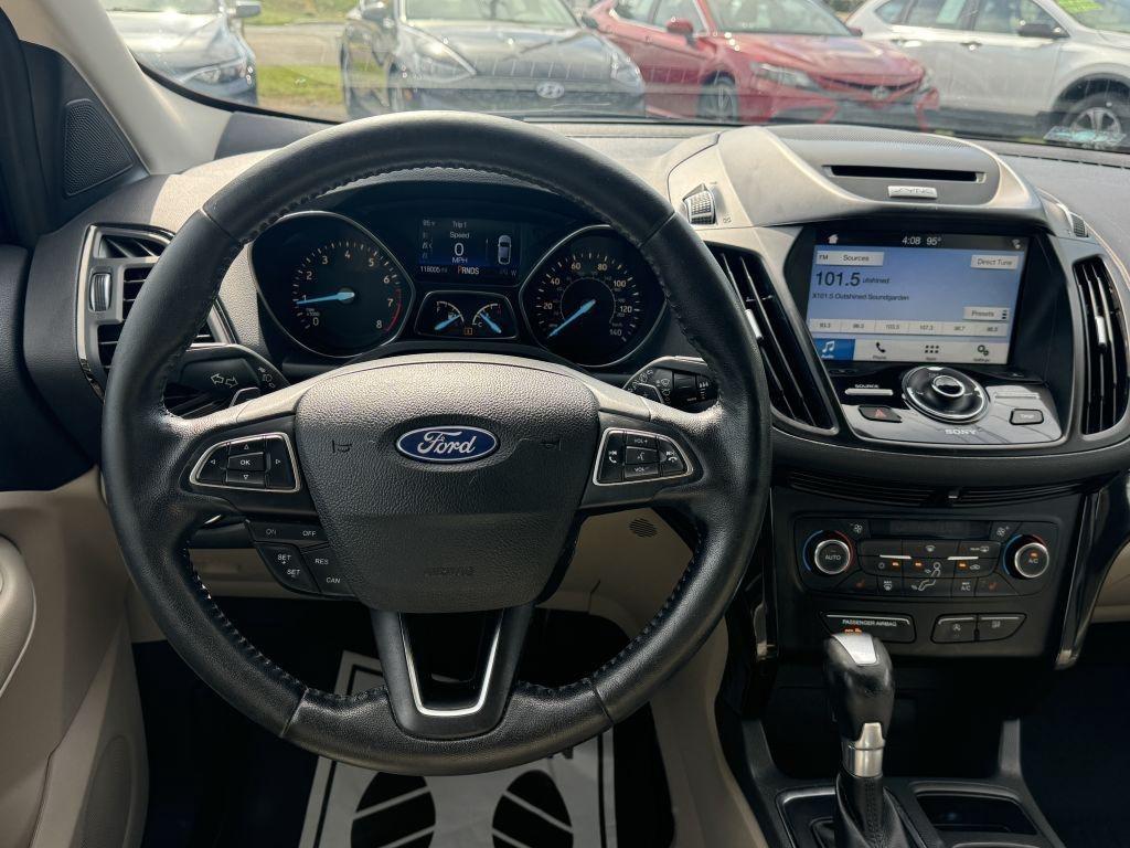 Ford Escape  2017