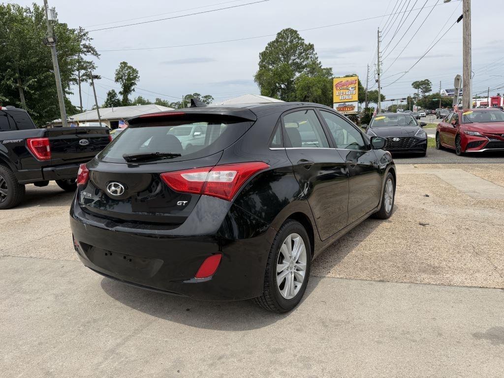 Hyundai Elantra GT  2013