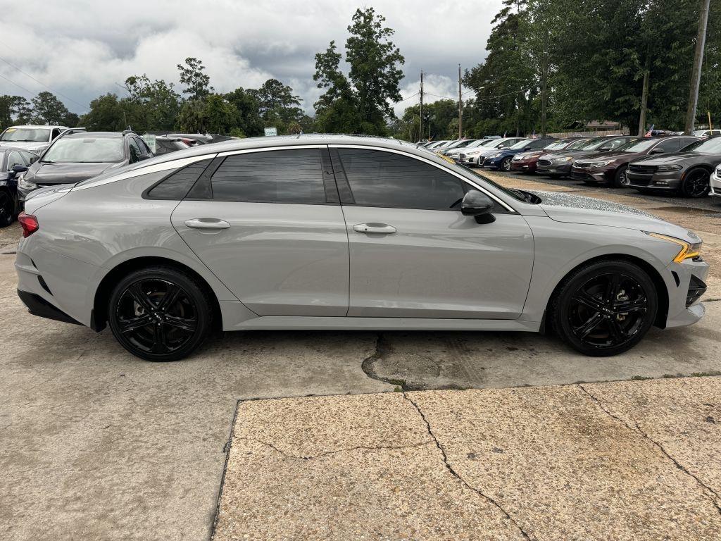 Kia K5  2022