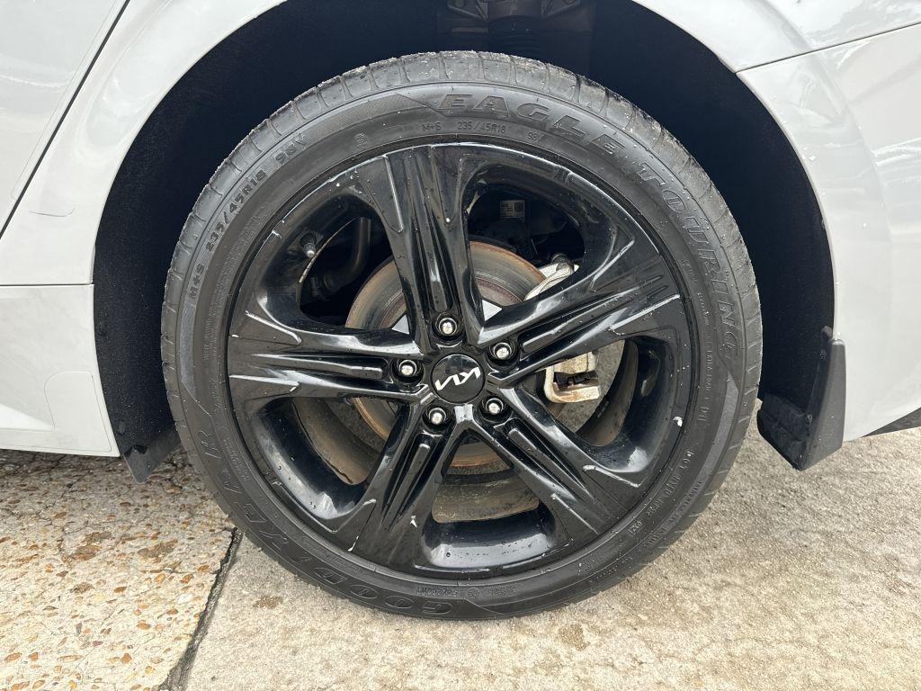 Kia K5  2022
