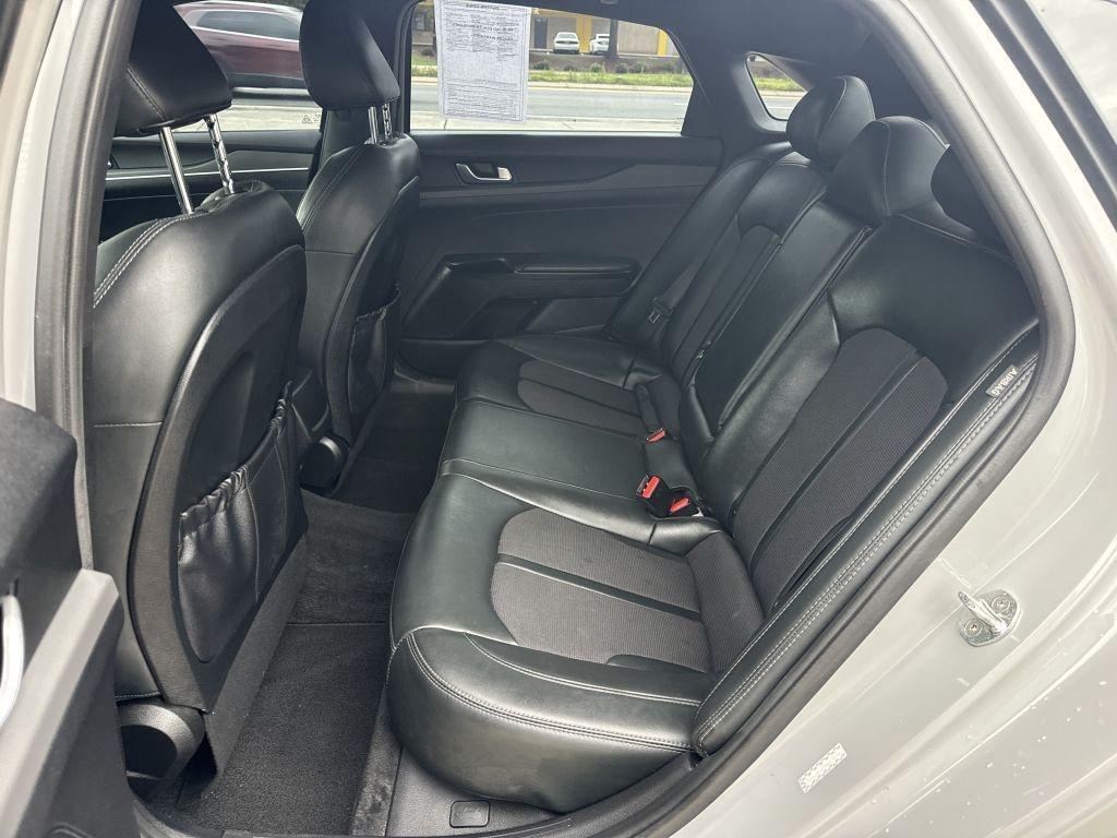 Kia K5  2022