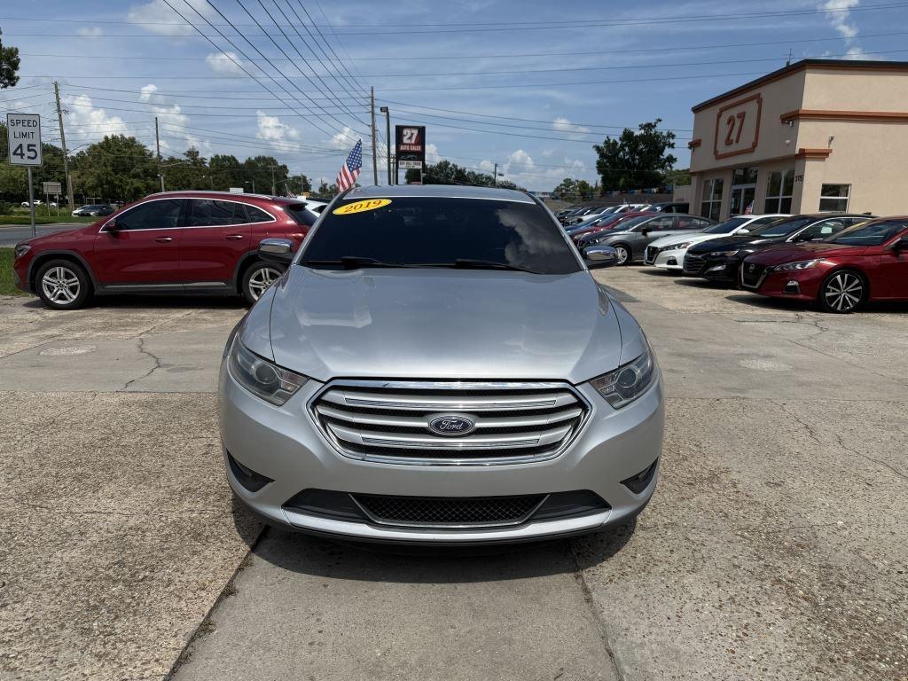 Ford Taurus  2019