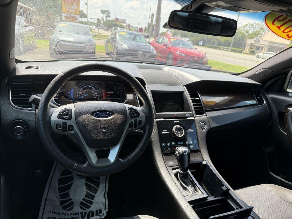 Ford Taurus  2019