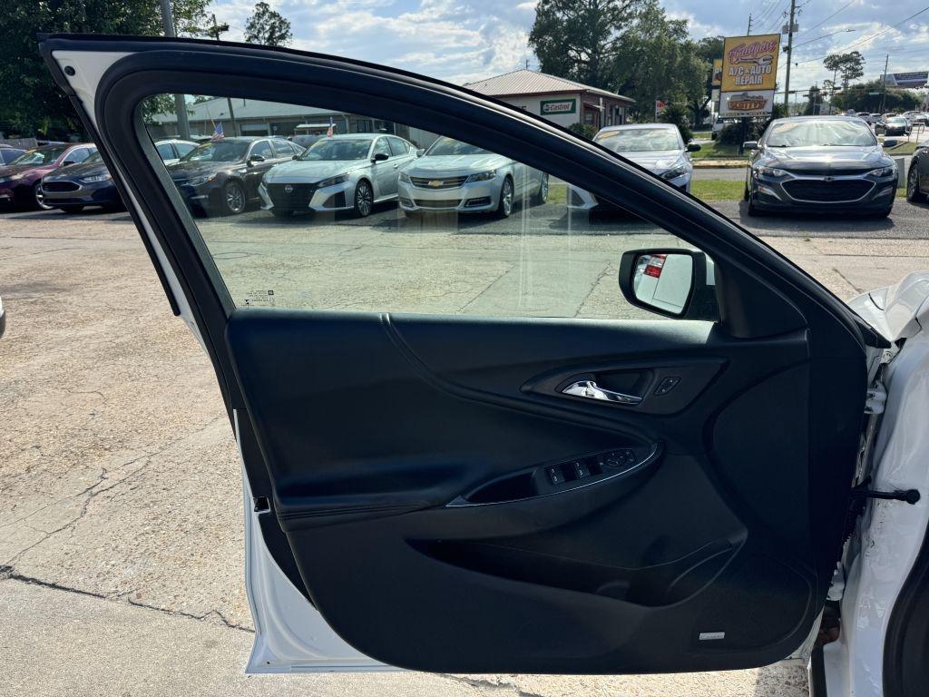 Chevrolet Malibu  2018