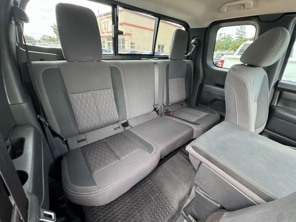 Nissan Titan  2022