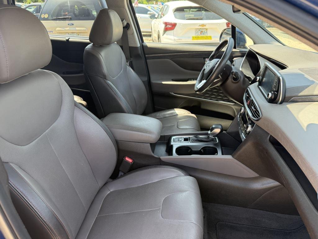 Hyundai Elantra  2020
