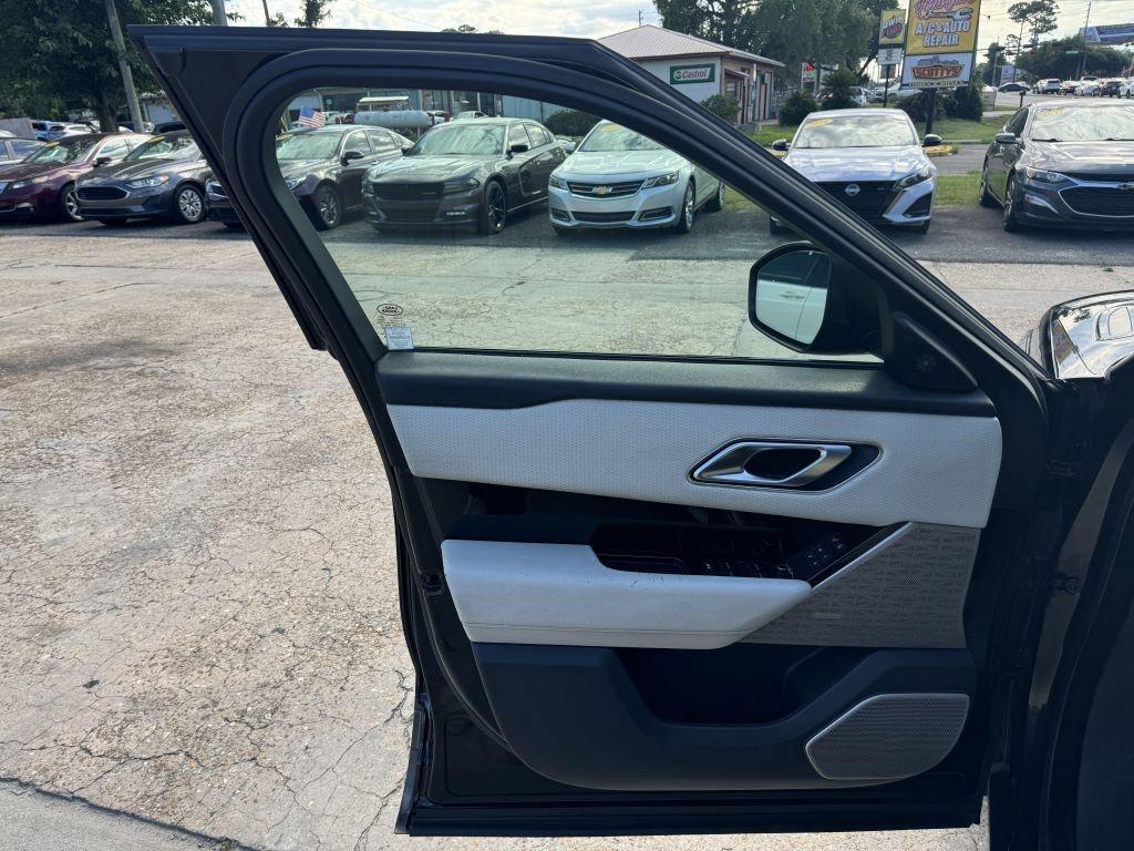 Land Rover Range Rover Velar  2019