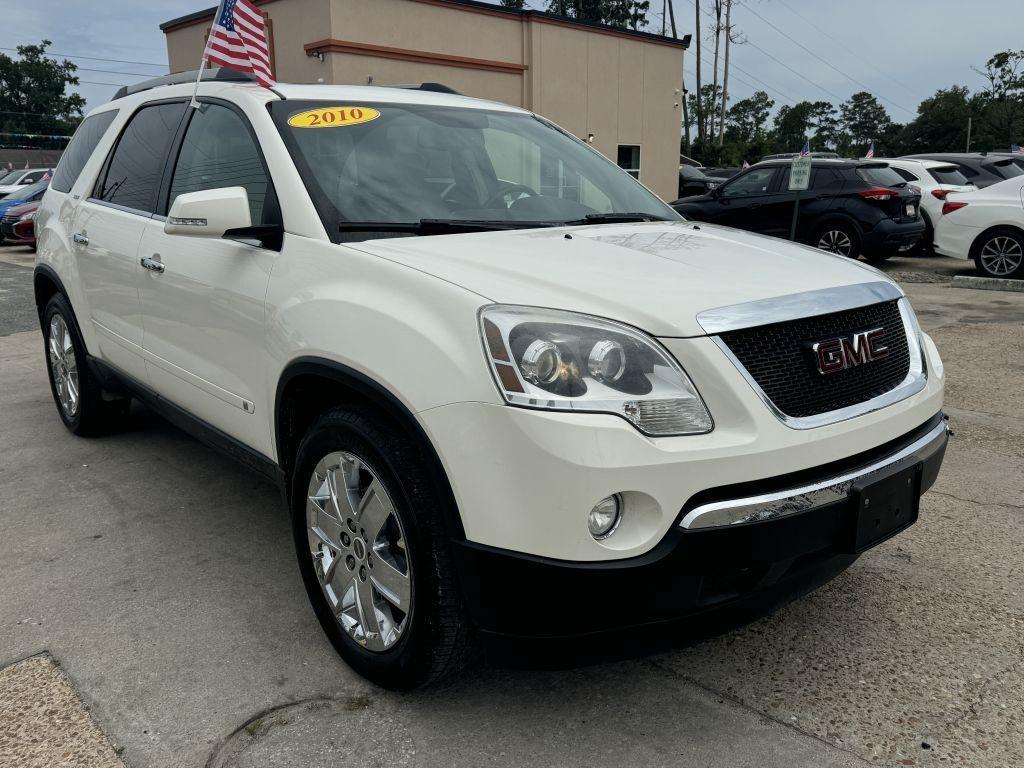 GMC Acadia  2010
