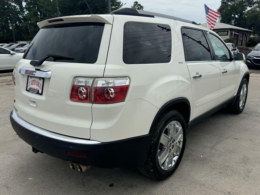 GMC Acadia  2010