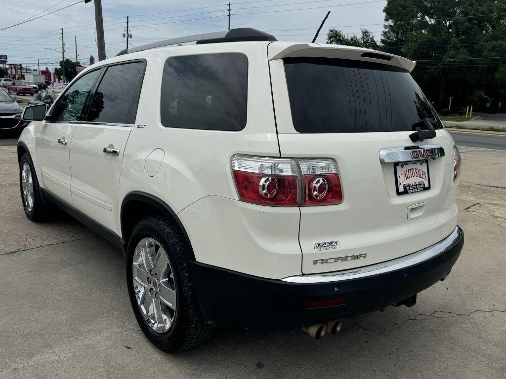 GMC Acadia  2010