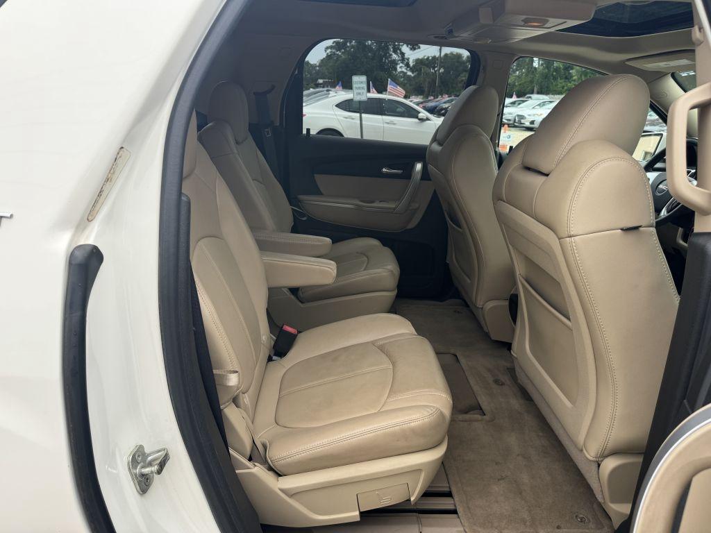 GMC Acadia  2010