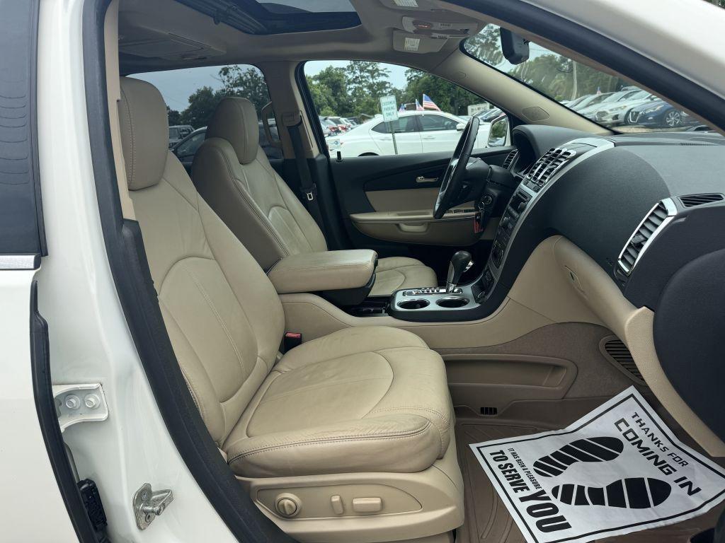 GMC Acadia  2010