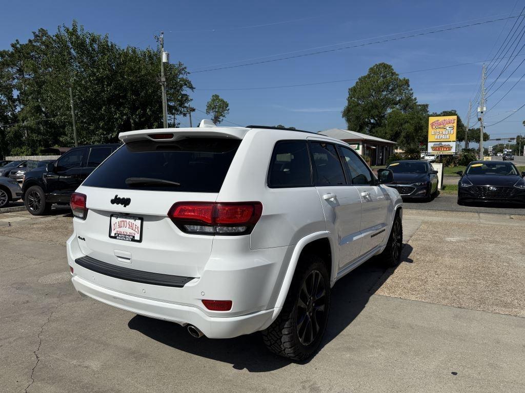 Jeep Grand Cherokee WK  2022